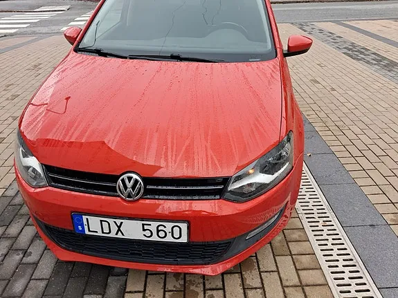 Volkswagen Polo 2011 photo 2