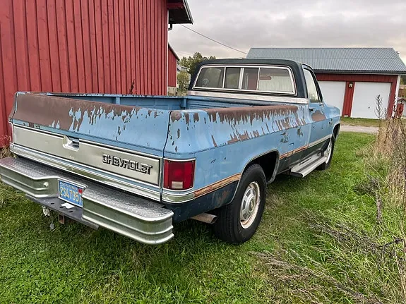 Chevrolet C20 1985 photo 3