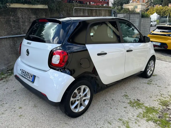Smart Forfour 2019 photo 5