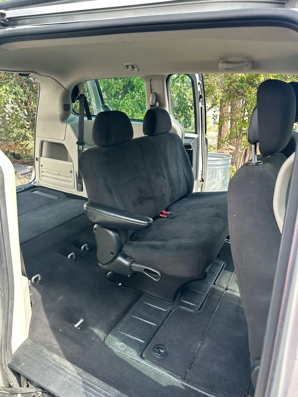 Dodge Grand Caravan 2012 photo 4