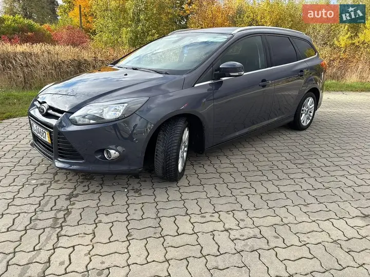 Ford Focus 2014 photo 2