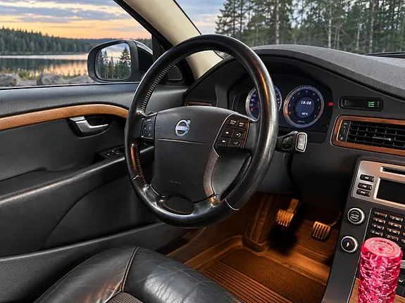 Volvo V70 2009 photo 5