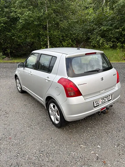 Suzuki Swift 2006 photo 5