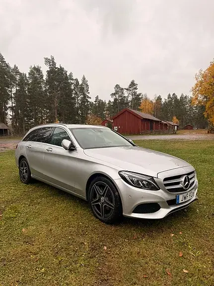 Mercedes-Benz C 220 2016 photo 2