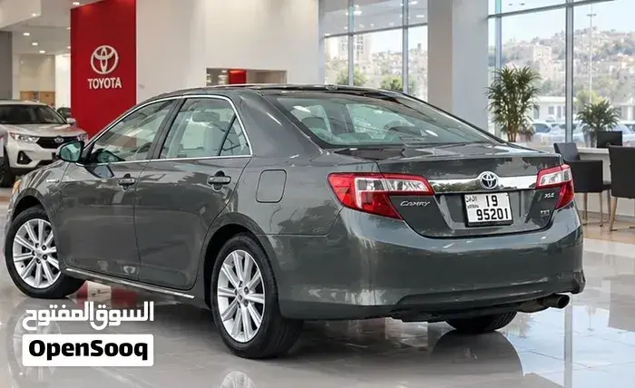Toyota Camry 2013 photo 2