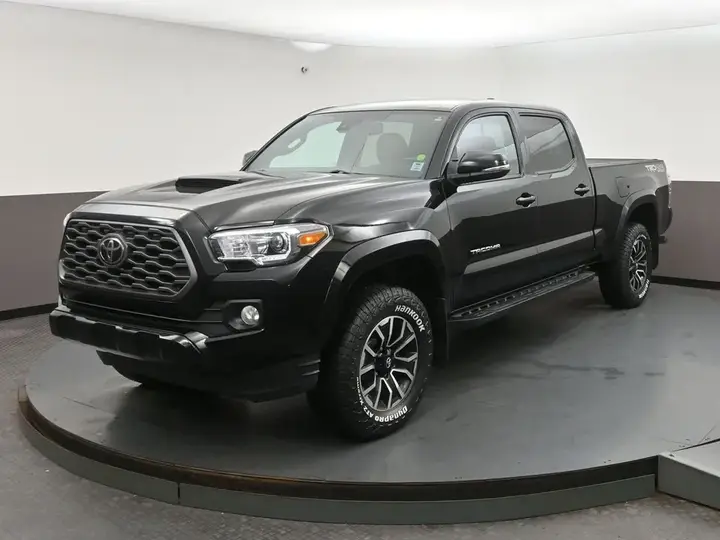 Toyota Tacoma 2023 photo 3