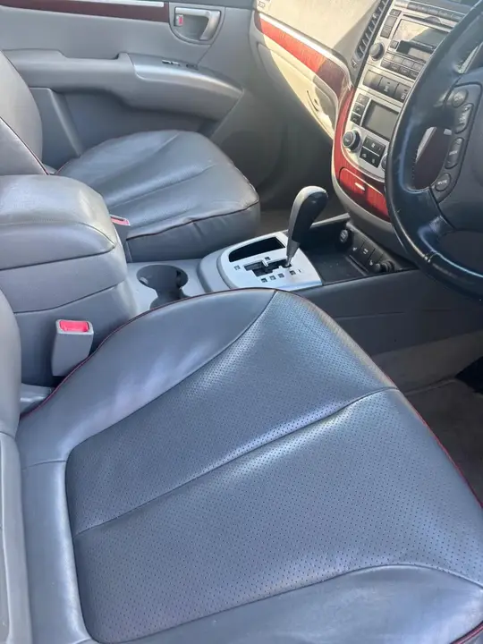 Hyundai Santa Fe 2008 photo 4
