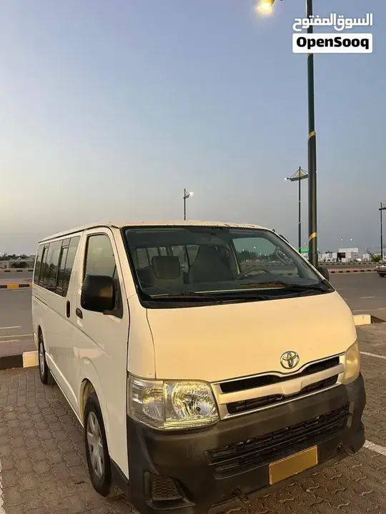 Toyota Hiace 2014 photo 4