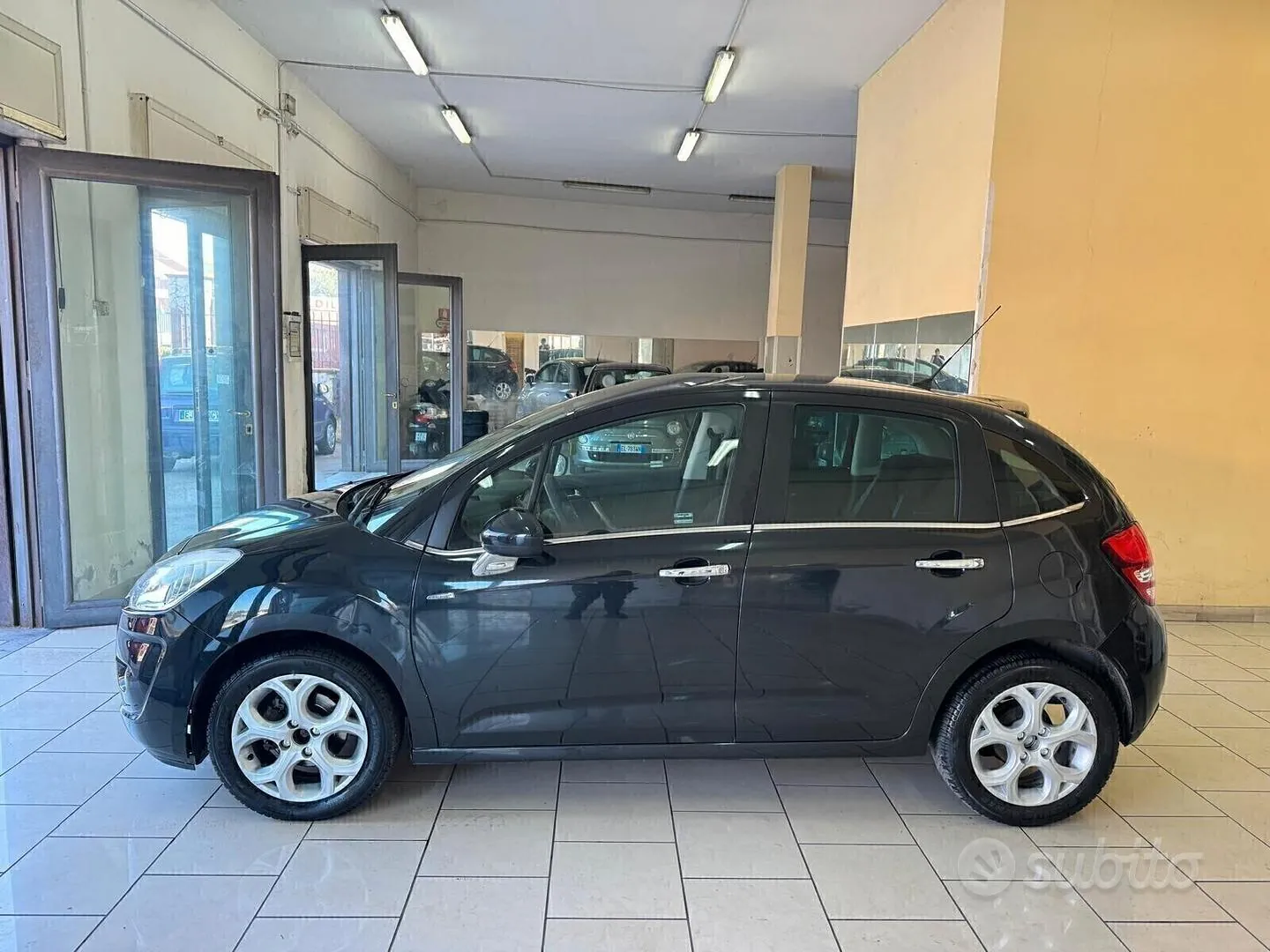 Citroen C3 2011 photo 4