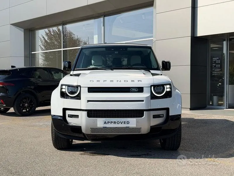 Land Rover Defender 2025 photo 3