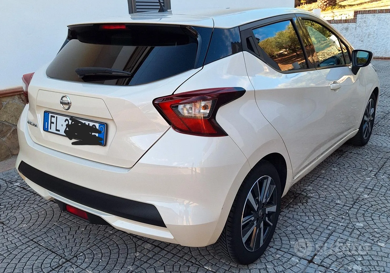 Nissan Micra 2017 photo 2