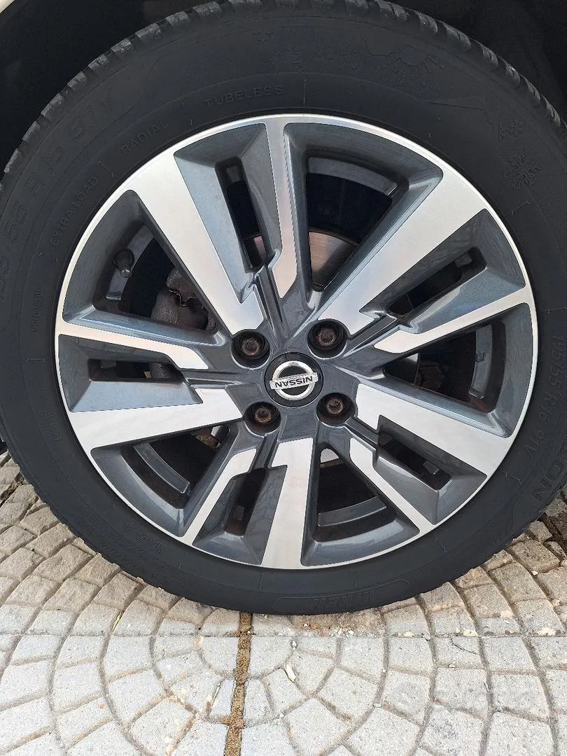 Nissan Micra 2017 photo 5