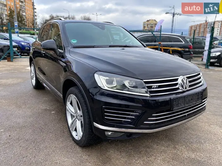 Volkswagen Touareg 2015 photo 2