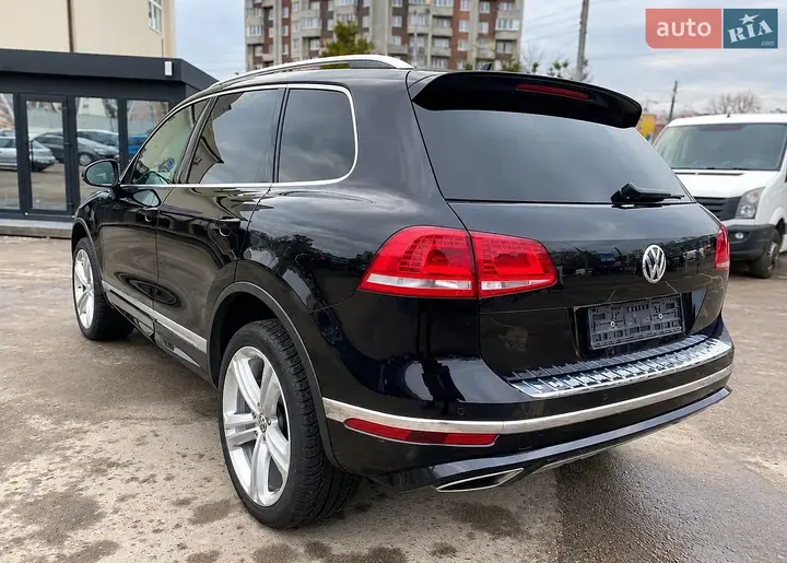 Volkswagen Touareg 2015 photo 4