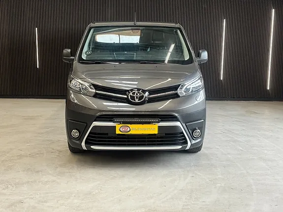 Toyota Proace 2022 photo 2
