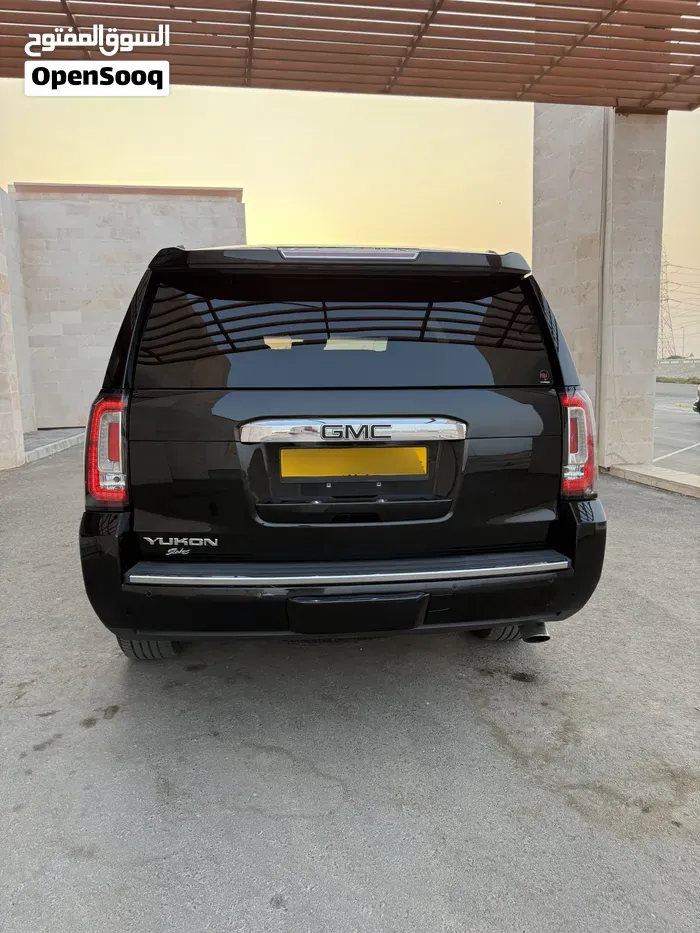 GMC Yukon 2019 photo 3