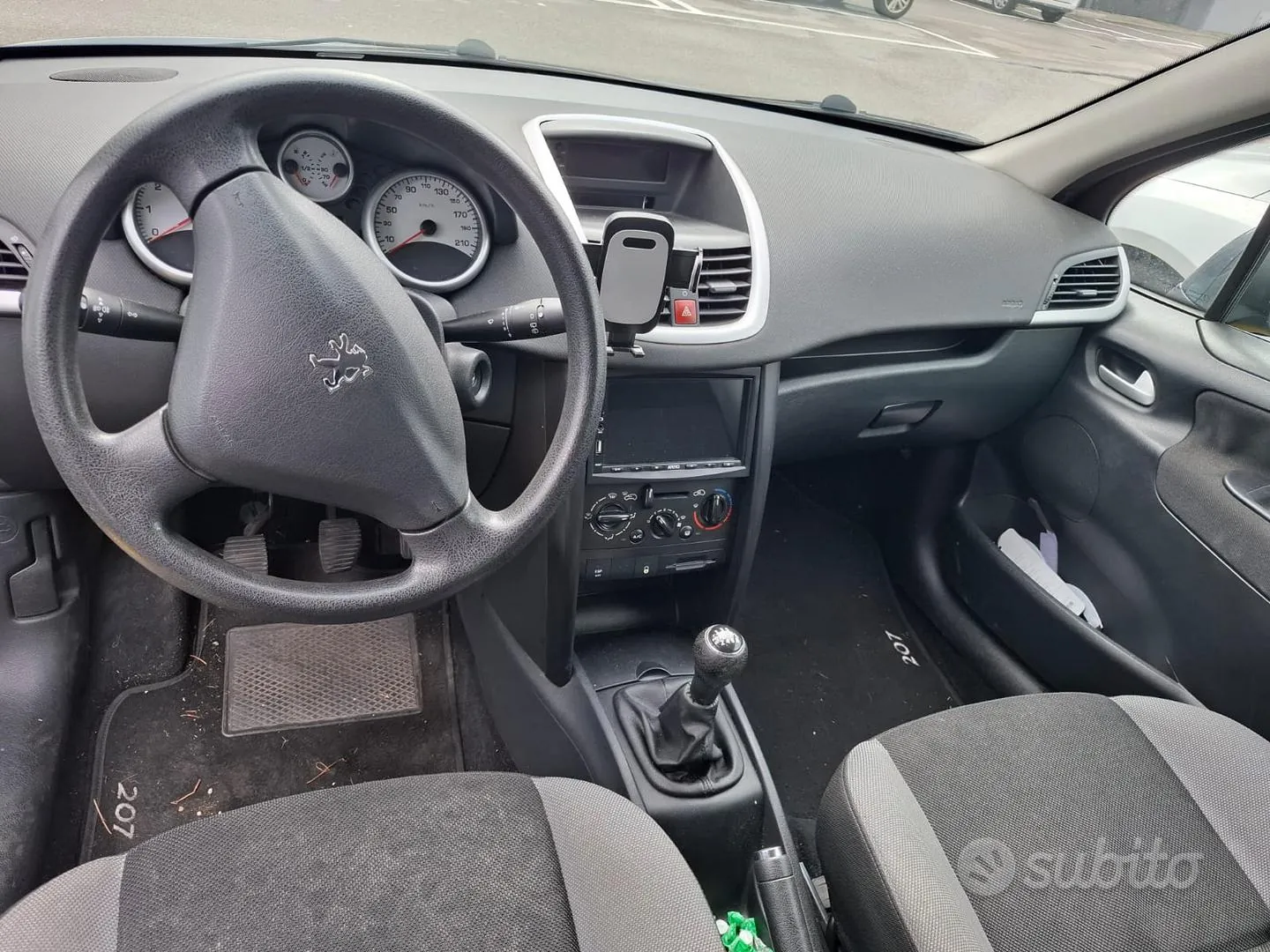 Peugeot 207 2009 photo 5