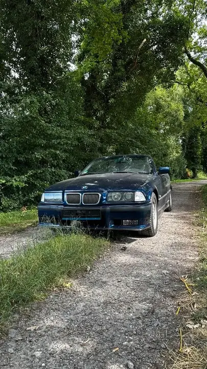 BMW 320I