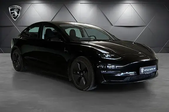 Tesla Model 3 2022 photo 3