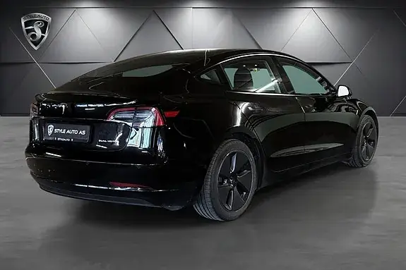 Tesla Model 3 2022 photo 5