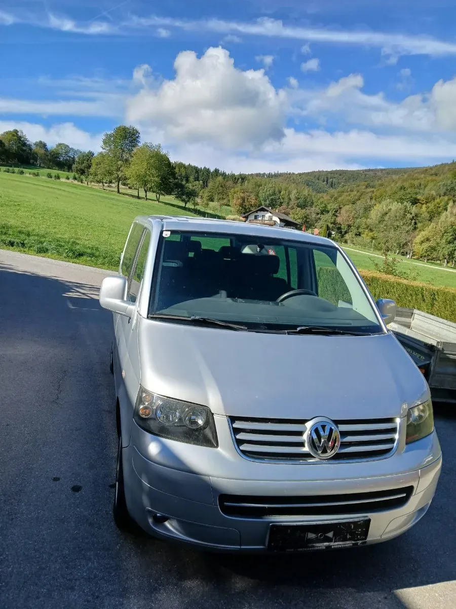 Volkswagen Caravelle