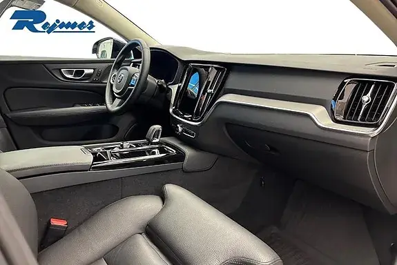 Volvo V60 2025 photo 5