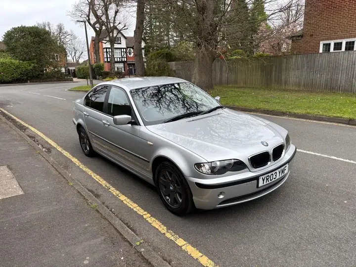 BMW 3 Series 2003 photo 3
