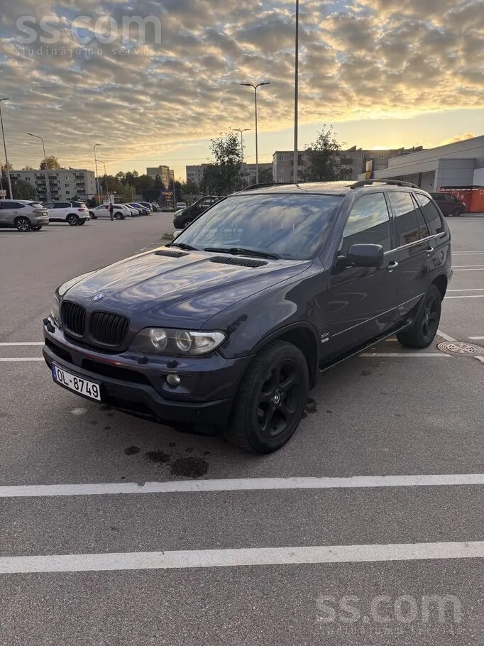 BMW X5 2004 photo 2