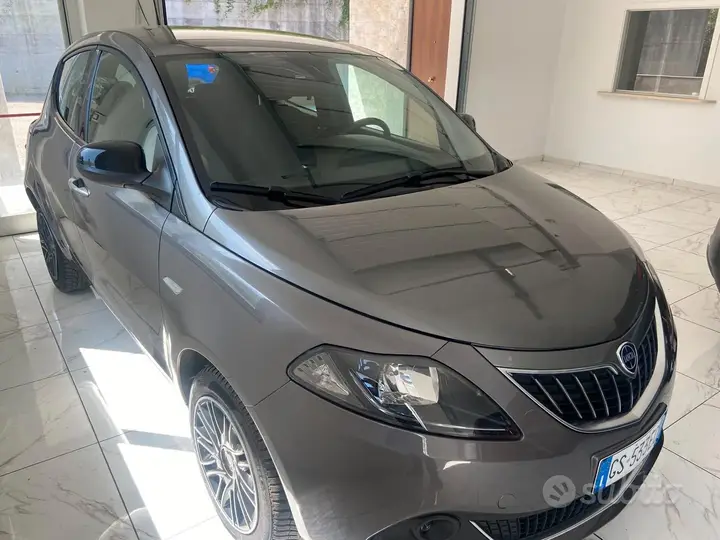 Lancia Ypsilon 2023 photo 3