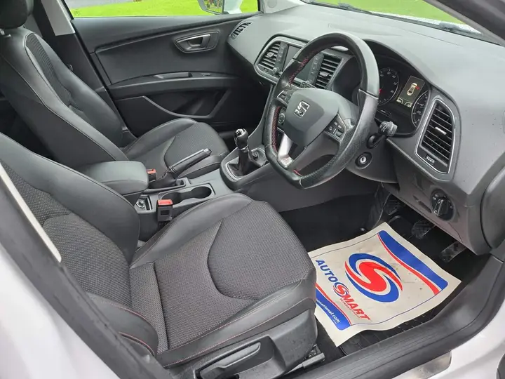 Seat Leon 2015 photo 3