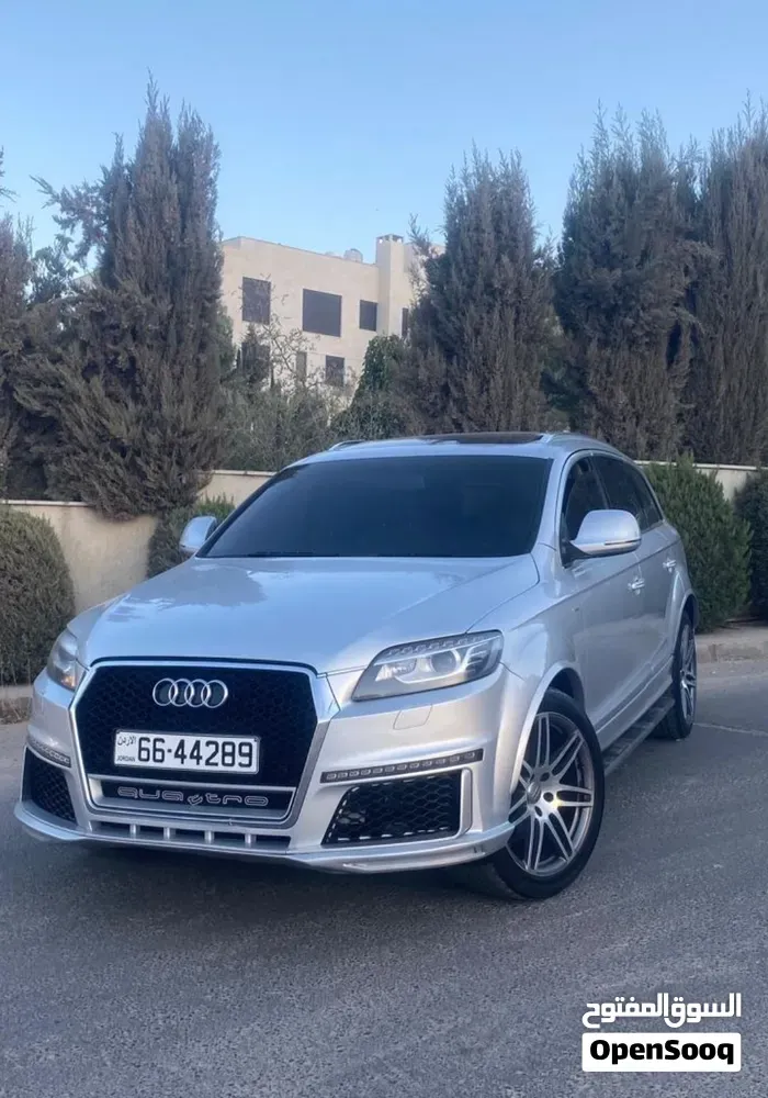 Audi Q7 2008 photo 2