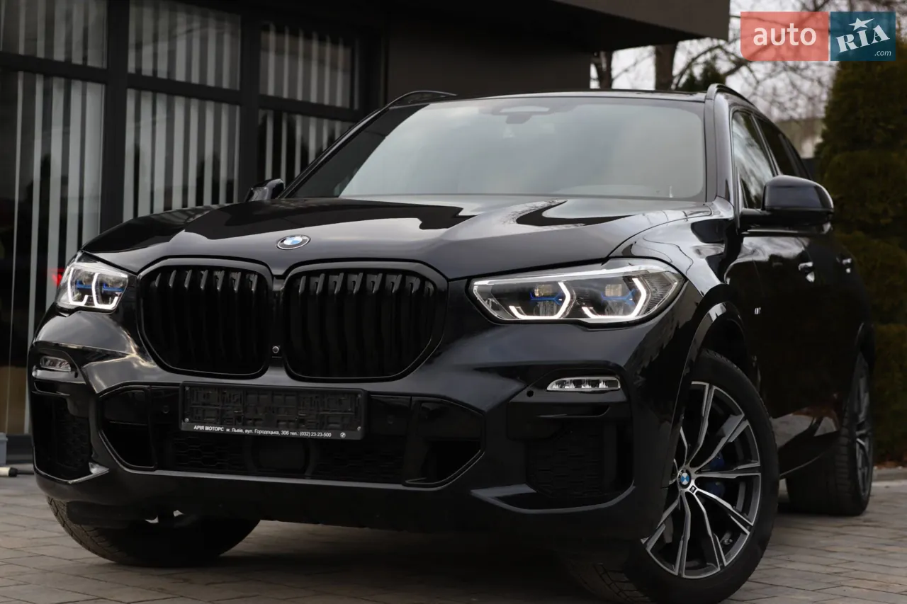 BMW X5 M 2021 photo 2