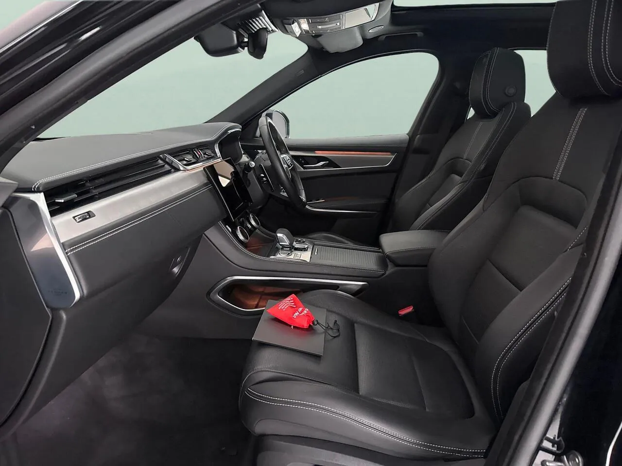Jaguar F-Pace 2023 photo 4