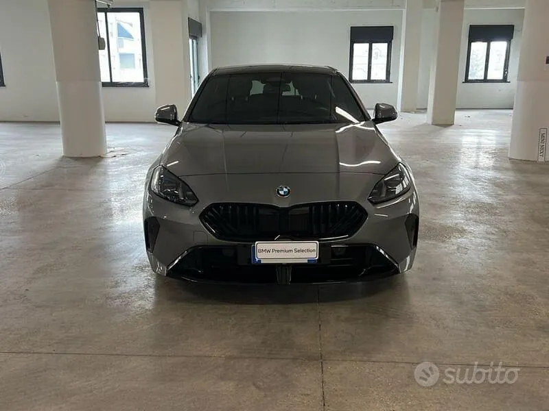 BMW 1 Series 2025 photo 5