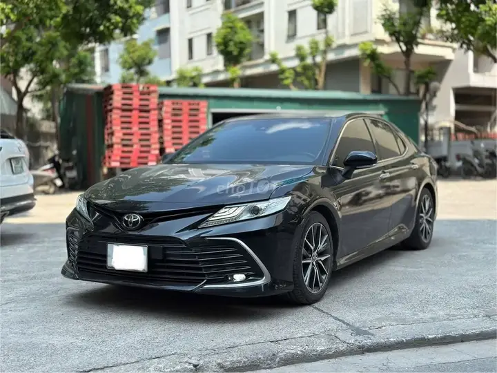 Toyota Camry 2022 photo 2