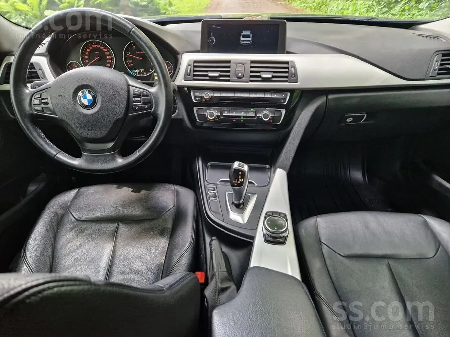 BMW 318 2015 photo 4