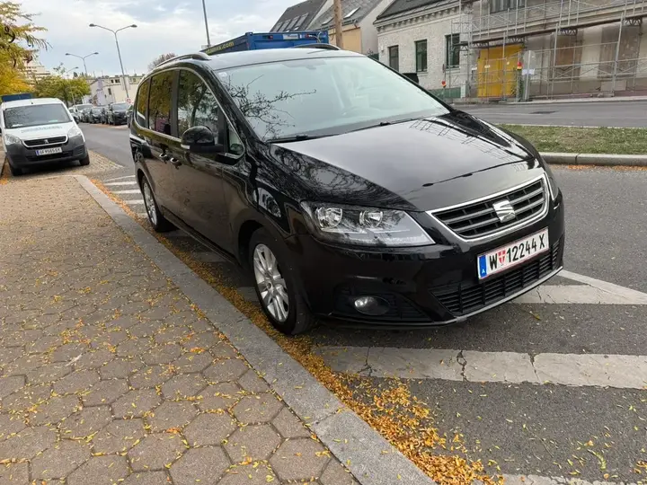 Seat Alhambra 2012 photo 2