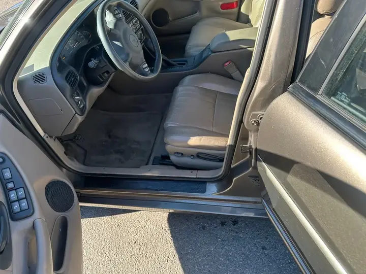 Pontiac Grand Prix 2001 photo 5