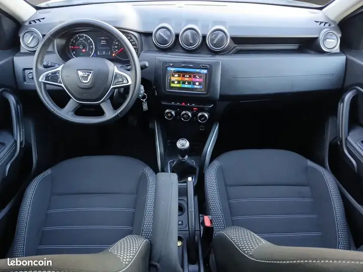 Dacia Duster 2021 photo 2