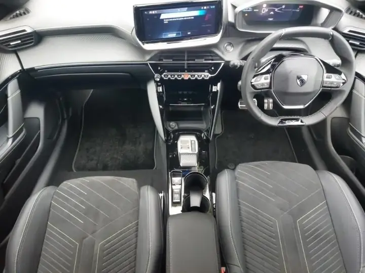 Peugeot E-208 2026 photo 3
