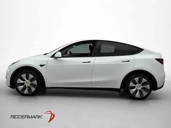Tesla Model Y 2023 photo 5