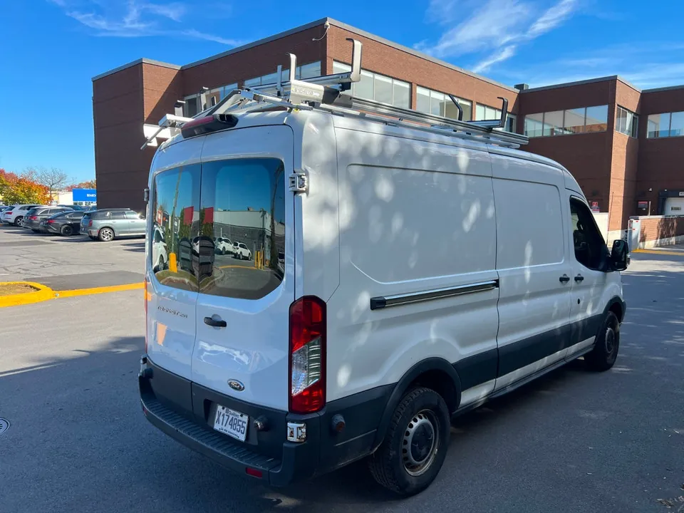 Ford Transit 2018 photo 3