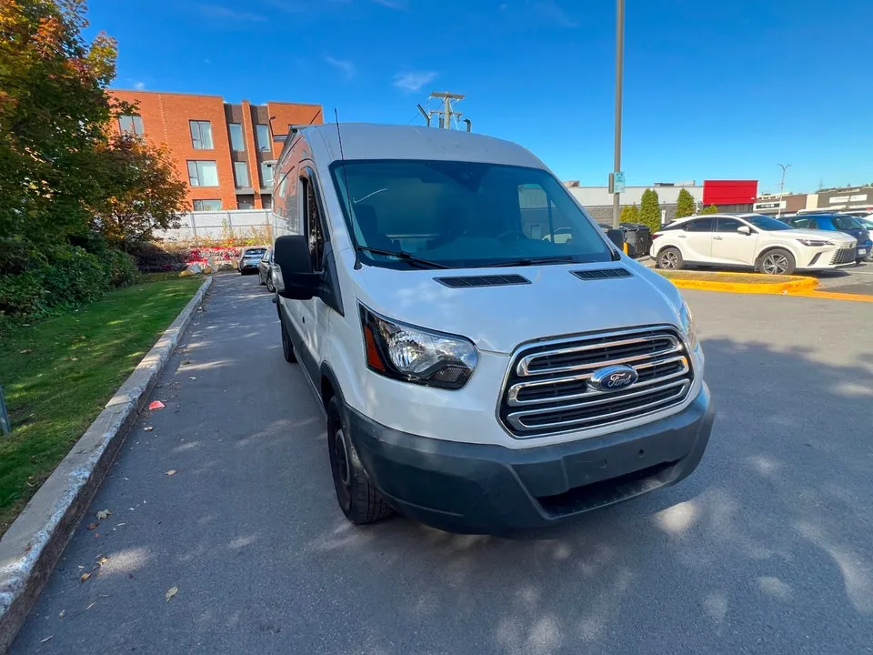 Ford Transit 2018 photo 2