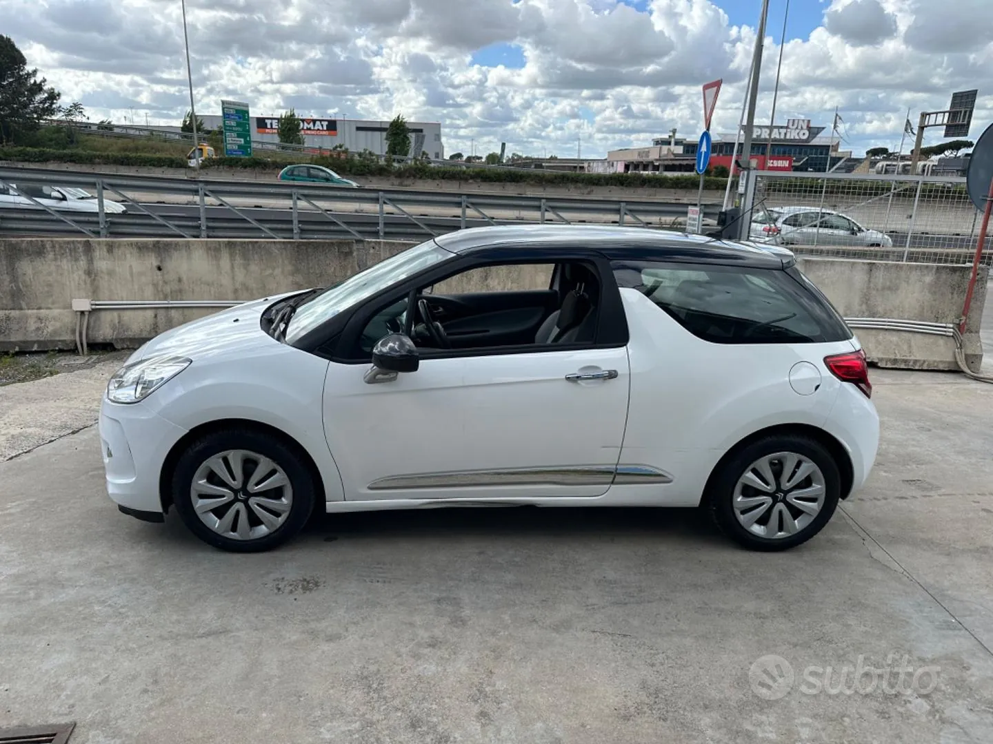 DS Automobiles Ds 3 2014 photo 4