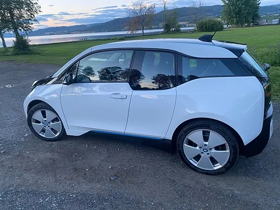 BMW I3