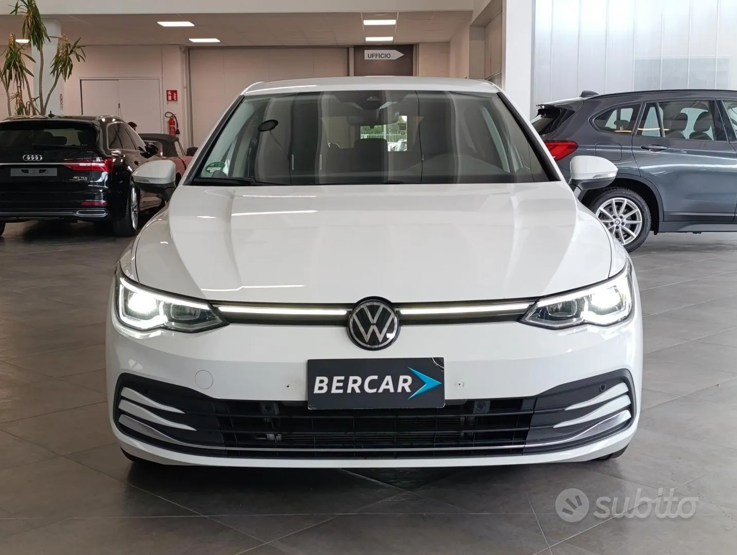 Volkswagen Golf 2024 photo 2