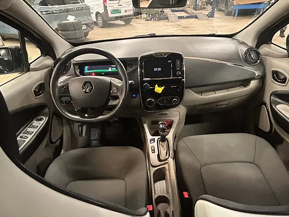 Renault Zoe 2016 photo 2