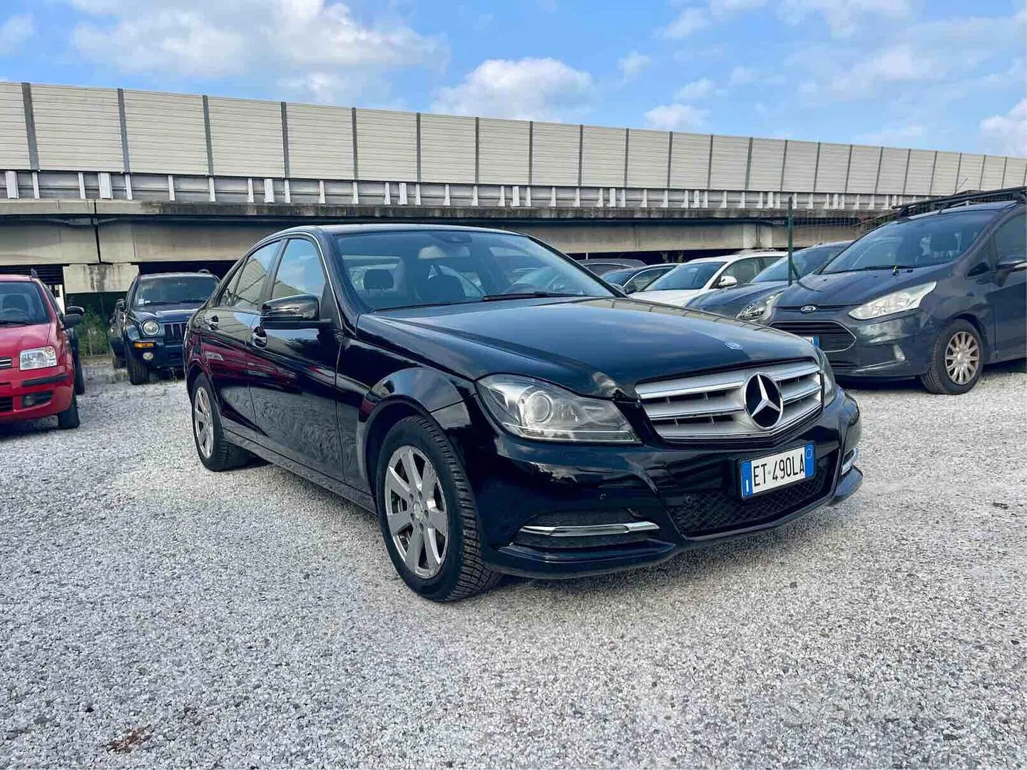 Mercedes-Benz C 200 2013 photo 3