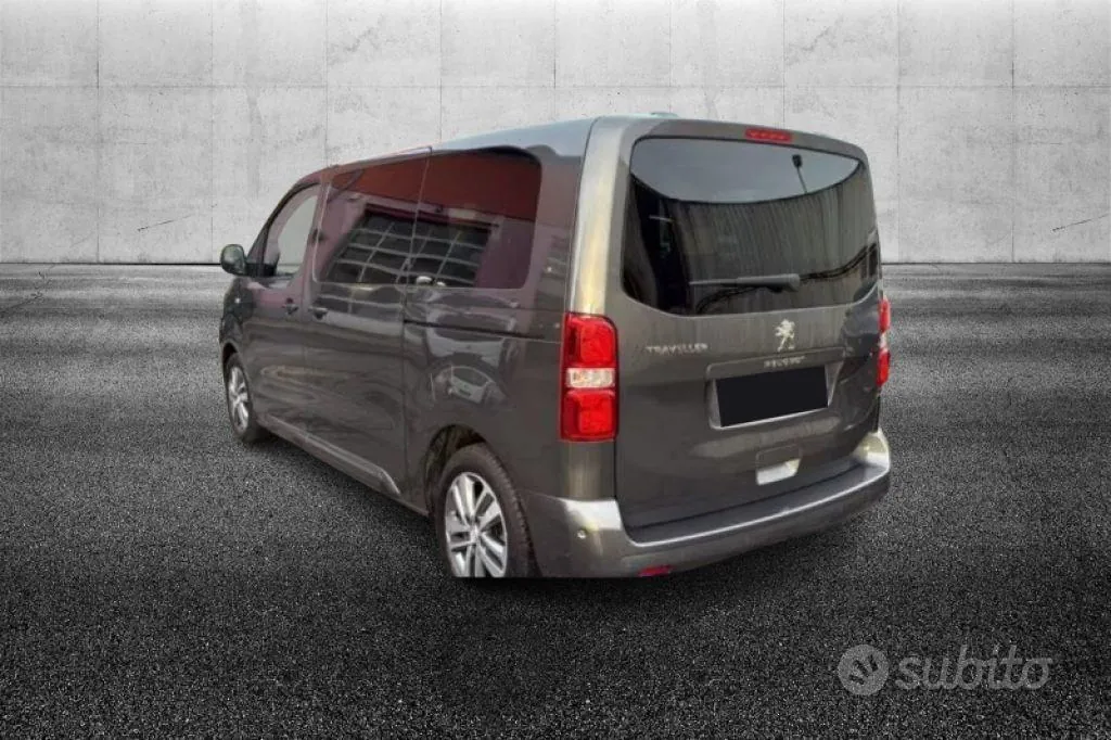 Peugeot Traveller 2021 photo 3