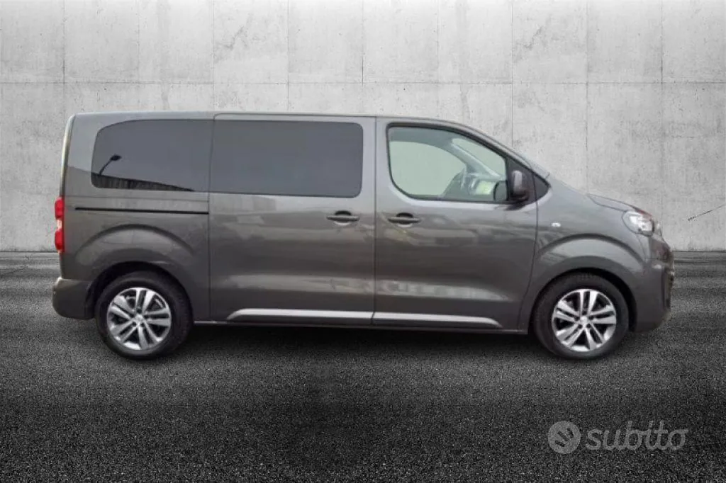 Peugeot Traveller 2021 photo 4